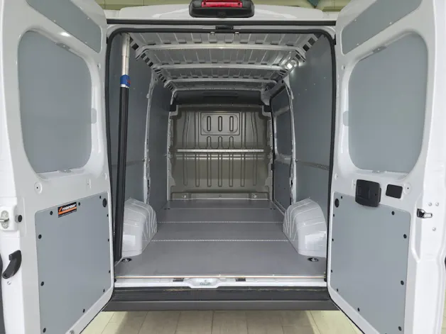 Peugeot Boxer Kaw. 335 L2H2 2.2 BlueHDi 140 S/S