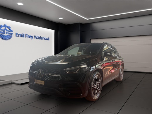 MERCEDES-BENZ GLA 200 Night Star AMG Line 0