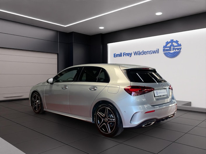 Vehicle image MERCEDES-BENZ A 200