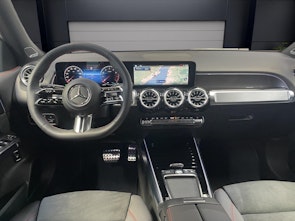 Vehicle image MERCEDES-BENZ GLB 220 AMG Line 4matic