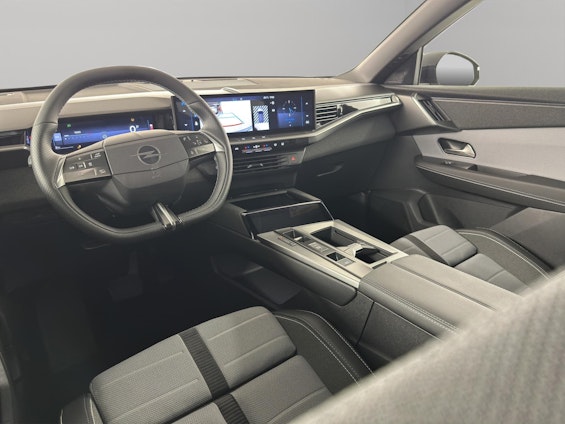 Vehicle image 6 Vehicle image 6