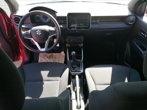 Vehicle image 11