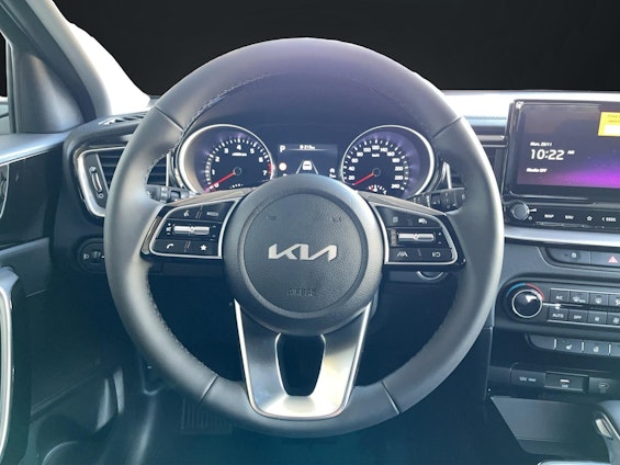 Vehicle image 9 Vehicle image 9