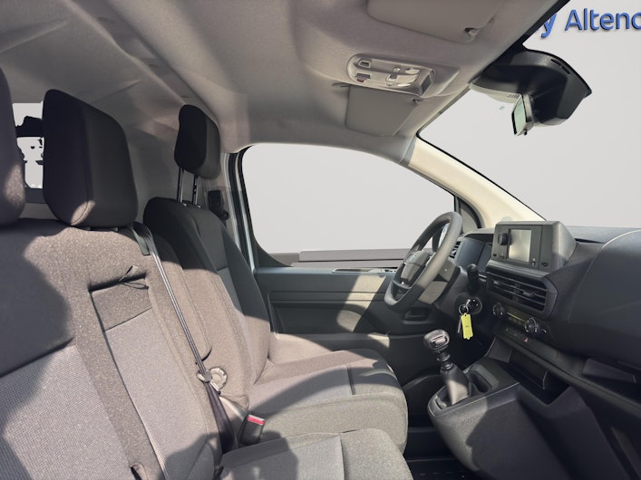 Vehicle image OPEL VIVARO