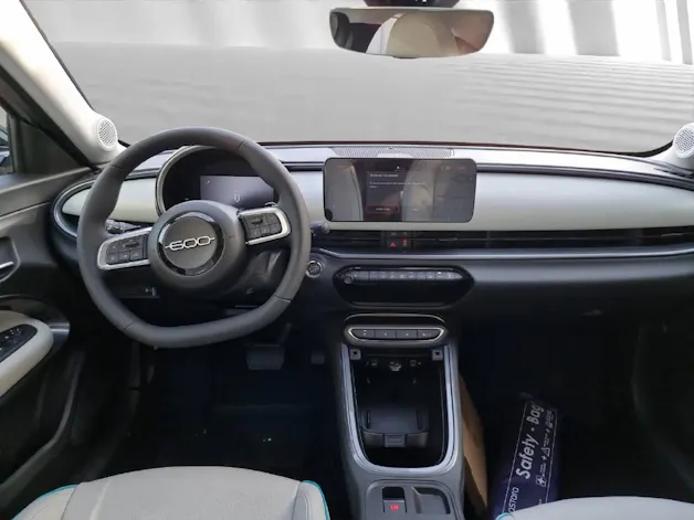 Fiat 600 1.2 Hybrid La Prima