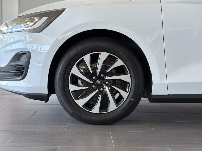 Vehicle image FORD FOCUS