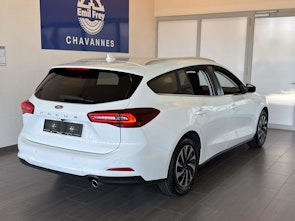 Vehicle image FORD Focus Station Wagon 1.0i EcoB Hybrid 155 Titanium