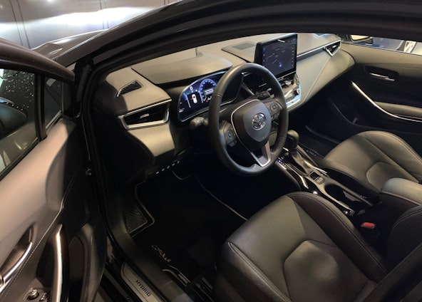 Vehicle image 15 Vehicle image 15