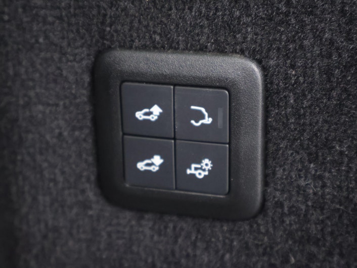 Vehicle image LAND ROVER RANGE ROVER SPORT