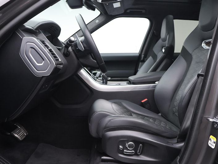 Vehicle image LAND ROVER RANGE ROVER SPORT