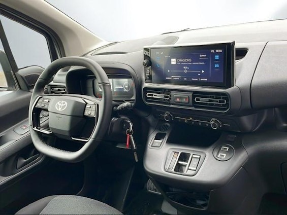 Vehicle image 5 Vehicle image 5