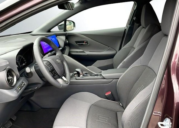 Vehicle image 5 Vehicle image 5