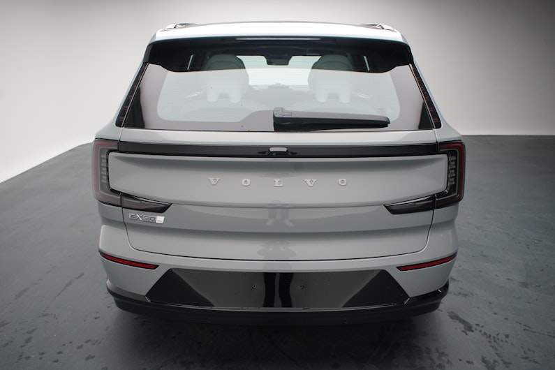 Vehicle image VOLVO EX 90