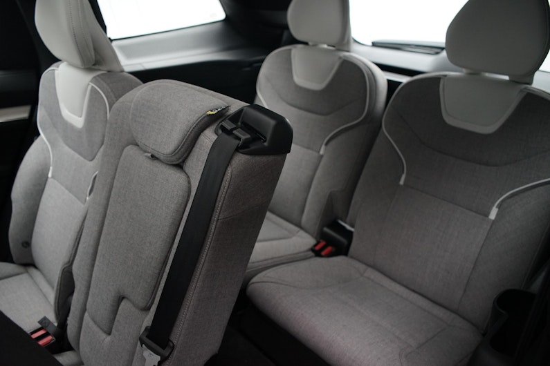 Vehicle image VOLVO EX 90