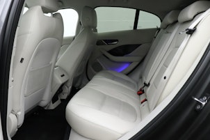 Vehicle image JAGUAR I-Pace EV400 SE AWD