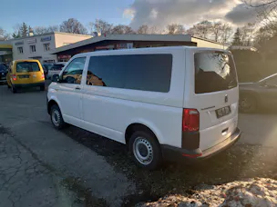 VW T6 Kombi 3000 2.0 TDI 150 DSG