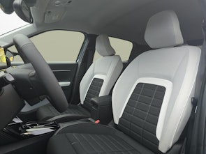 Vehicle image CITROEN C3 1.2 Hybrid Max