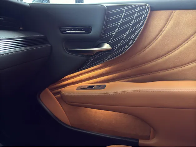 Lexus LS 500h Excellence AWD