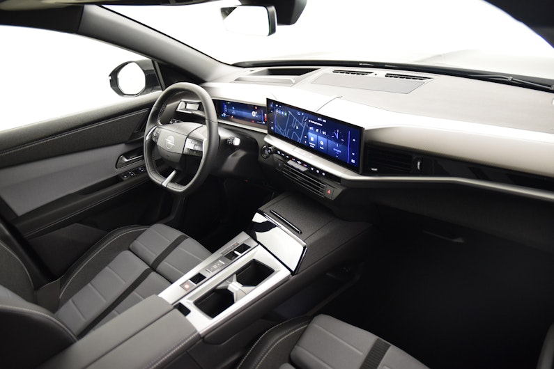 Vehicle image OPEL GRANDLAND