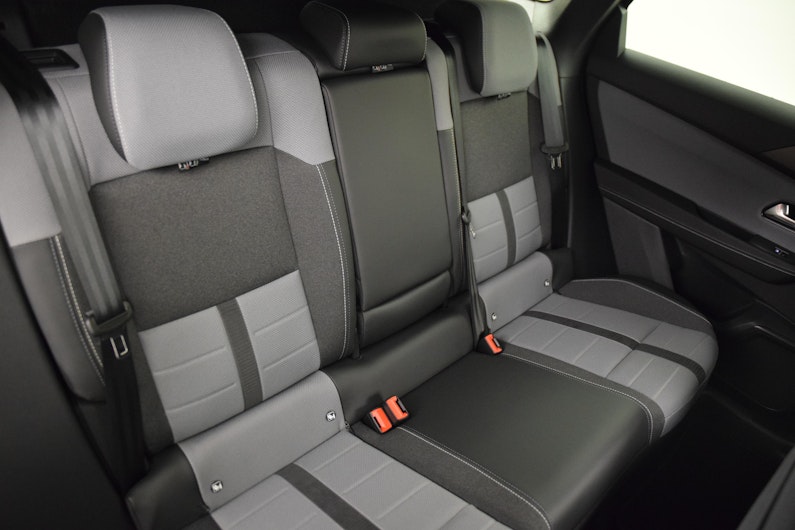 Vehicle image OPEL GRANDLAND