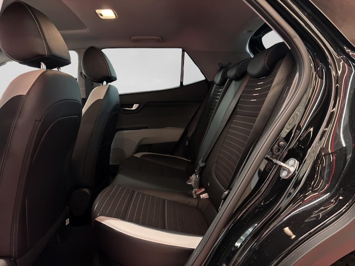 Vehicle image KIA STONIC