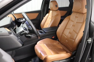 Vehicle image DS AUTOMOBILES DS7 Crossback 1.6 PureTech 225 Rivoli