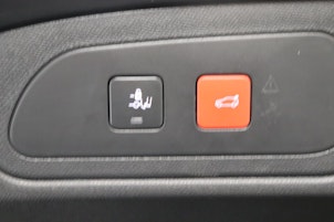 Vehicle image DS AUTOMOBILES DS7 Crossback 1.6 PureTech 225 Rivoli