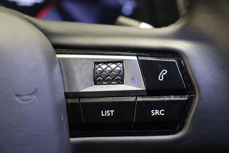 Vehicle image DS AUTOMOBILES DS7