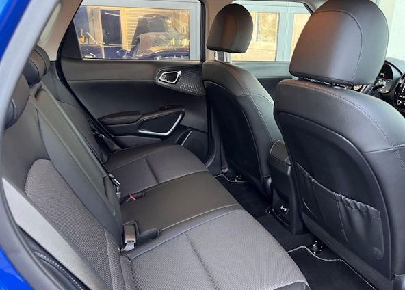 Vehicle image 12 Vehicle image 12