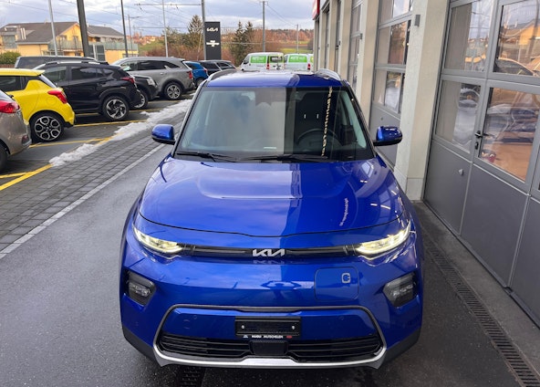 Vehicle image 3 Vehicle image 3