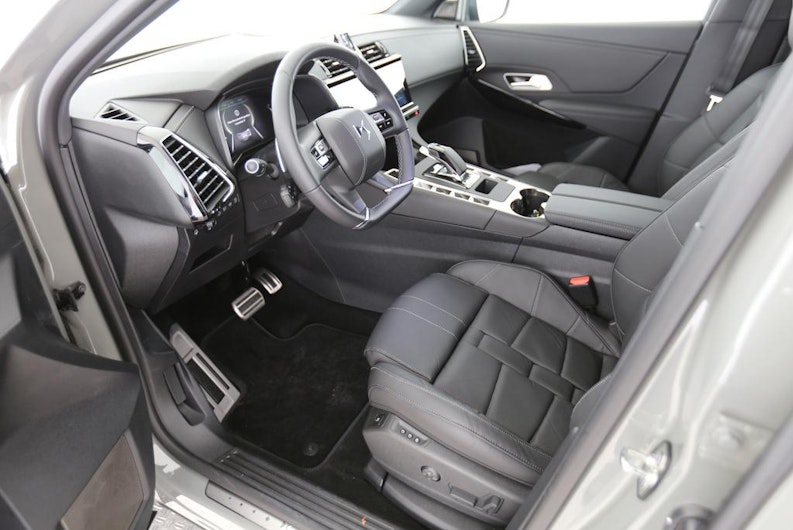 Vehicle image DS AUTOMOBILES DS7