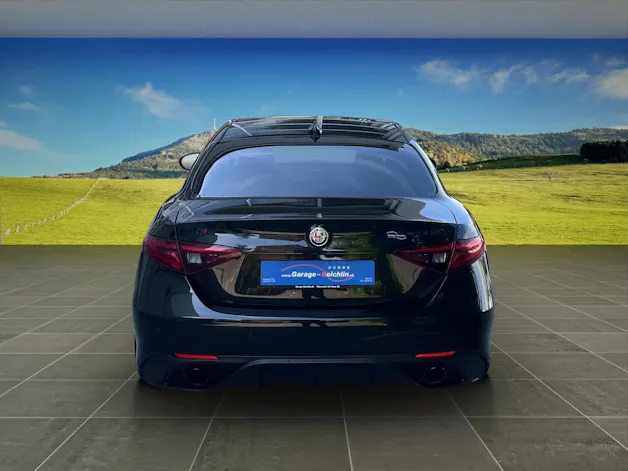 Alfa Romeo Giulia 2.0 Q4 Veloce