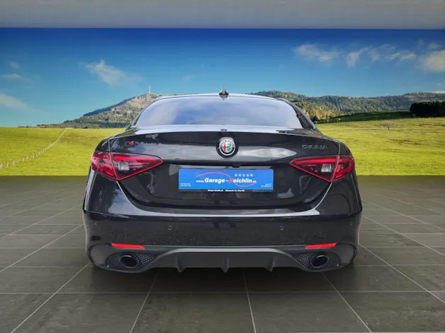 Alfa Romeo Giulia 2.0 Q4 Veloce