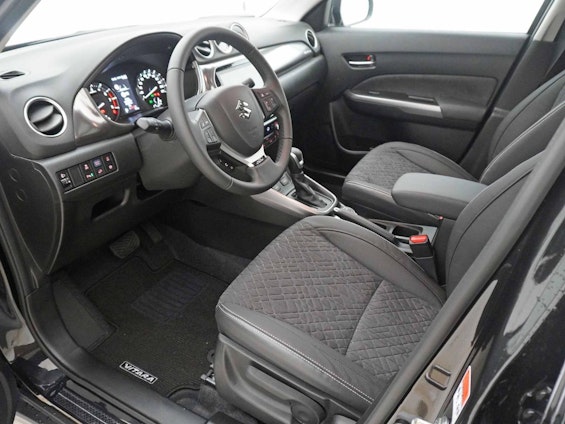 Vehicle image 7