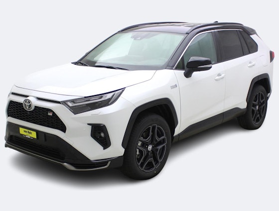 First vehicle image