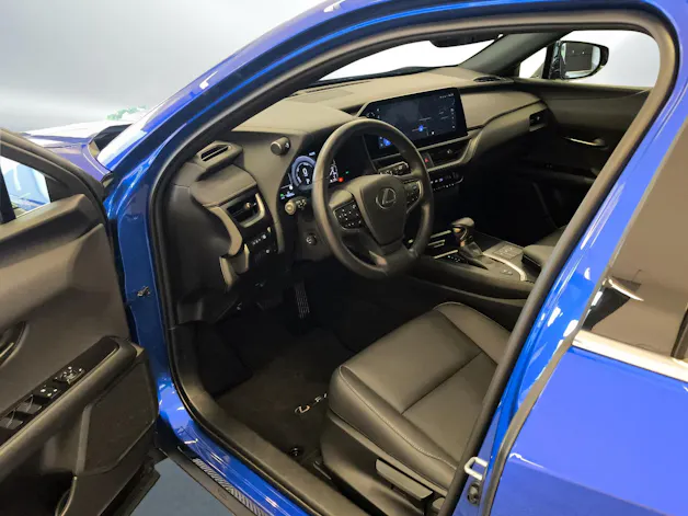 Lexus UX 250h F-Line