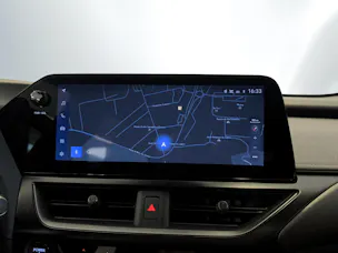 Lexus UX 250h F-Line