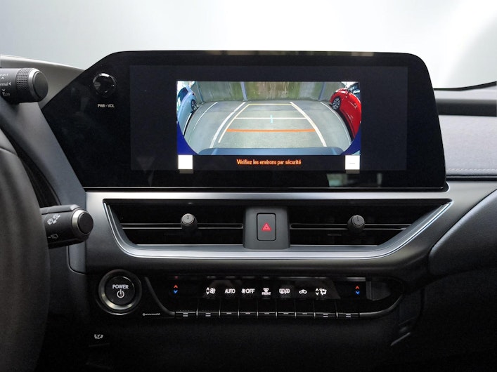 Vehicle image LEXUS UX