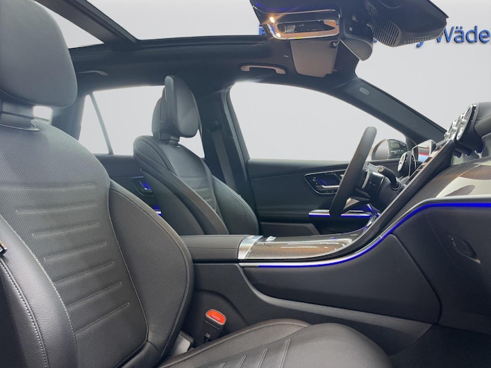 Vehicle image MERCEDES-BENZ GLC 300