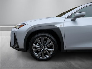 Vehicle image LEXUS UX 250h F-Line