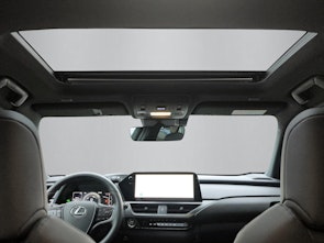 Vehicle image LEXUS UX 250h F-Line