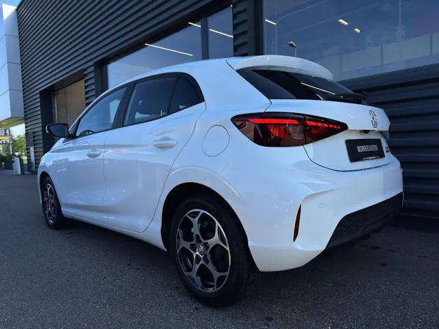 MG 3 1.5 Hybrid Luxury