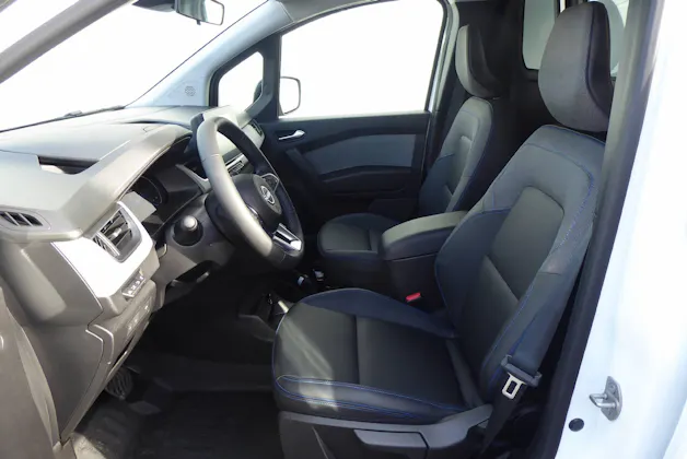 Nissan Townstar Kaw. 2.2 t L1 EV45 kWh Tekna