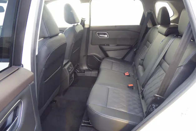 Nissan X-Trail 1.5 VC-T Tekna+ e-4orce 7 Plätzer
