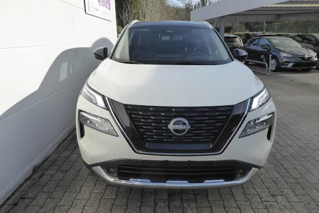 Nissan X-Trail 1.5 VC-T Tekna+ e-4orce 7 Plätzer
