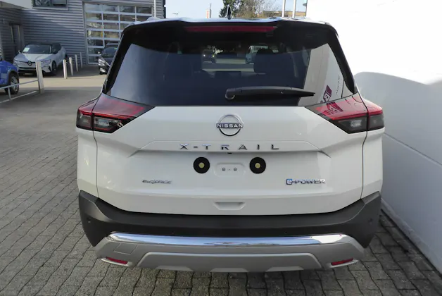 Nissan X-Trail 1.5 VC-T Tekna+ e-4orce 7 Plätzer