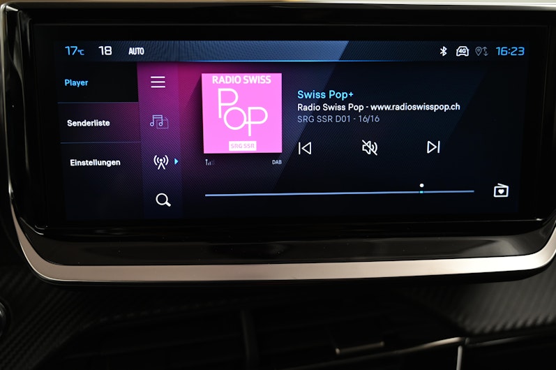 Vehicle image PEUGEOT 208