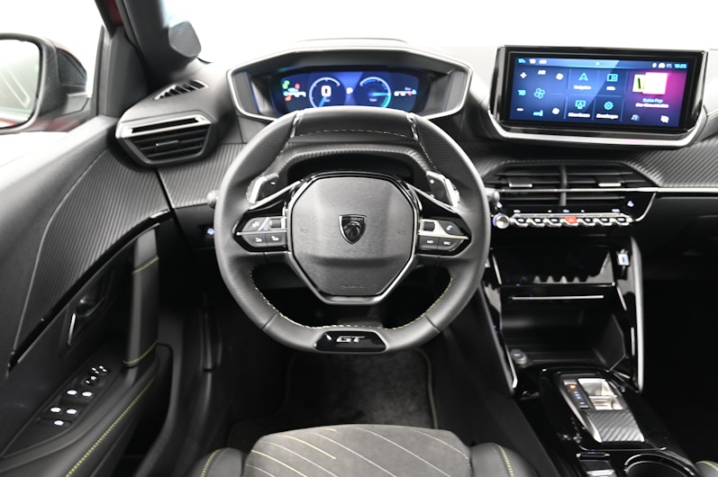 Vehicle image PEUGEOT 208