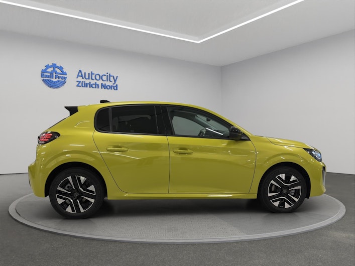 Vehicle image PEUGEOT 208