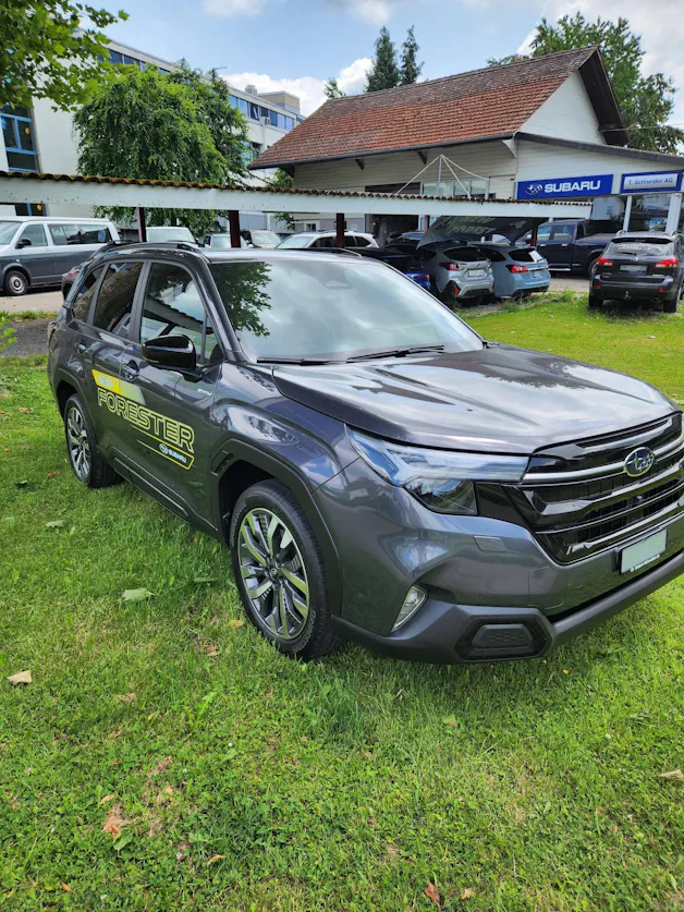 Subaru Forester Station 2.0i e-Boxer Luxury